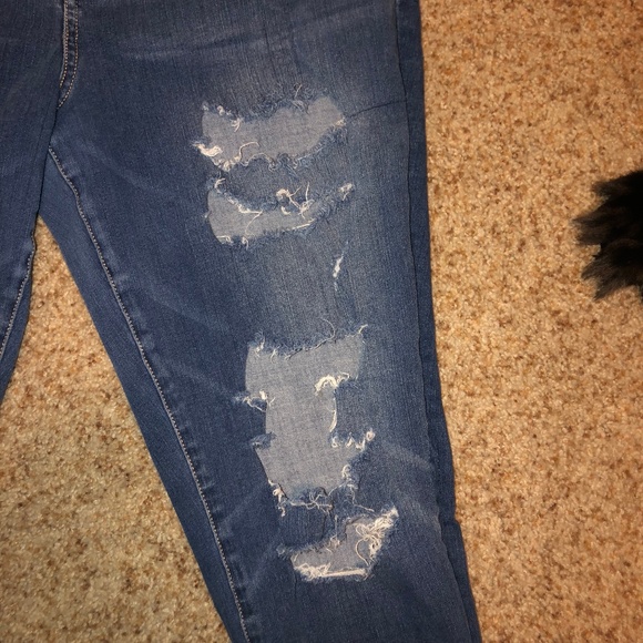 American Eagle Jeans - Picture 3 of 8